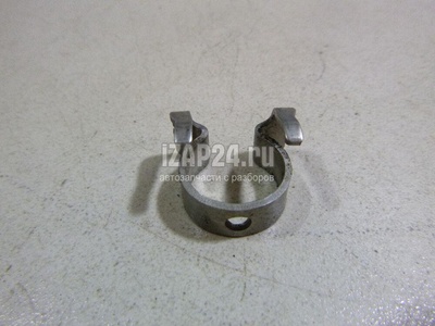 LR010767 Кронштейн форсунки Land Rover Range Rover III (LM) (2002 - 2012)