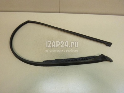 000146 Уплотнитель двери Land Rover Range Rover III (LM) (2002 - 2012) CFE