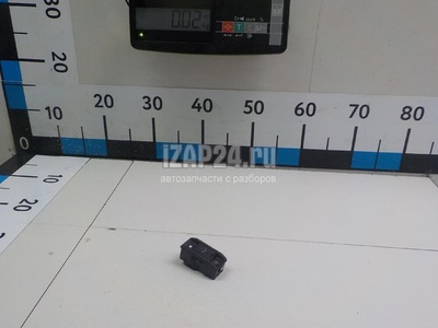 LR009791 Кнопка люка Land Rover Range Rover III (LM) (2002 - 2012)