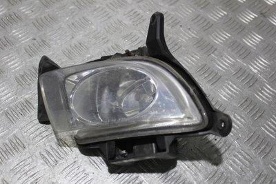 Галоген правый . hyundai i30 i 1.6 crdi 07r.