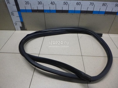 5755A229 Уплотнитель двери Mitsubishi ASX 2010