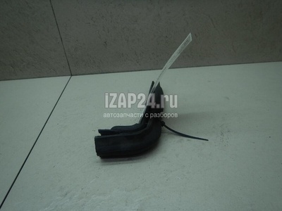 678320002R Уплотнитель капота Renault Megane III (2009 - 2016)