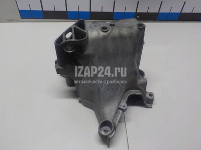 04c199207bh Кронштейн двигателя VAG Golf VII (2012 - 2020)
