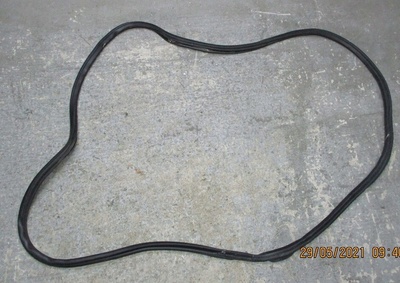 4L0827705H audi q7 4l уплотнитель люка багажника