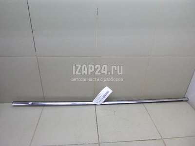828210169R Уплотнитель стекла двери Renault Latitude (2010 - 2015)