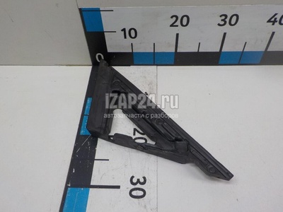 LR046772 Уплотнитель (внутри) Land Rover Range Rover IV 2013