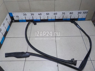 LR054825 Уплотнитель двери Land Rover Range Rover IV 2013