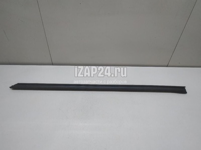 5E0837480 Уплотнитель двери VAG Octavia (A7) (2013 - 2020)