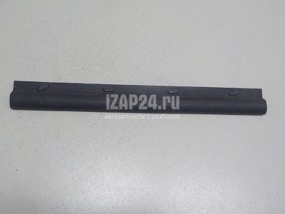 5E0823735 Уплотнитель капота VAG Octavia (A7) (2013 - 2020)