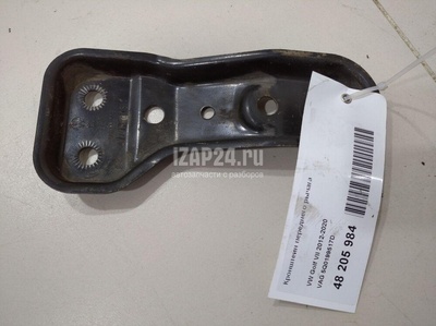 5Q0199517D Кронштейн переднего рычага VAG Golf VII (2012 - 2020)