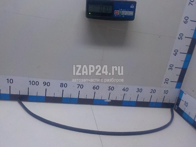 1284594 Уплотнитель (внутри) Volvo V40/V40 Cross Country (2012 - 2019)