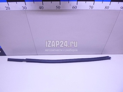 4M0837479 Уплотнитель (внутри) VAG Q7 [4M] 2015