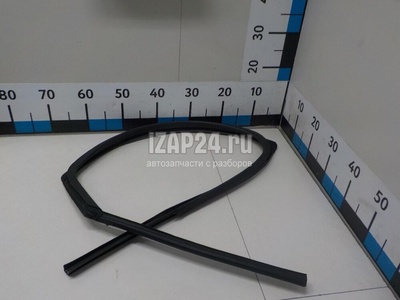TK4873605A Уплотнитель стекла двери Mazda CX 9 2017