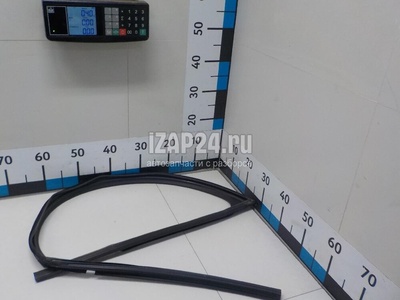 TK4859605D Уплотнитель стекла двери Mazda CX 9 2017