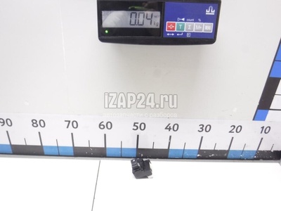 93576H50004X Кнопка стеклоподъемника Hyundai-Kia Solaris 2017