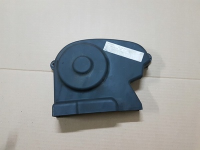 03G109145A audi a4 b7 крышка грм 06d109123b
