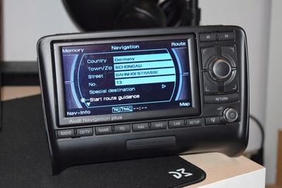 8J0035192 радио audi tt 8j rns - e 2din навигация rnse навигация