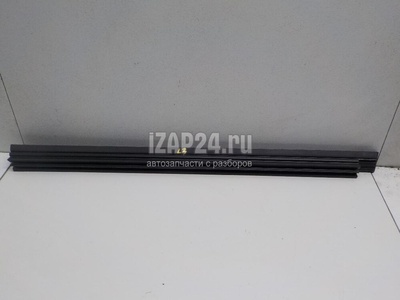 6817433101 Уплотнитель (внутри) Toyota Camry V70 2017