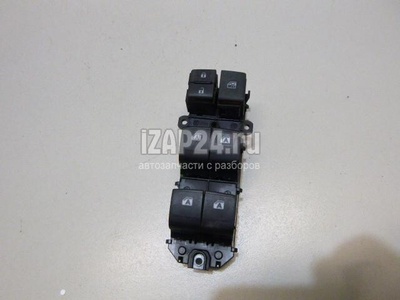 8404033150 Блок управления стеклоподъемниками Toyota Camry V70 2017