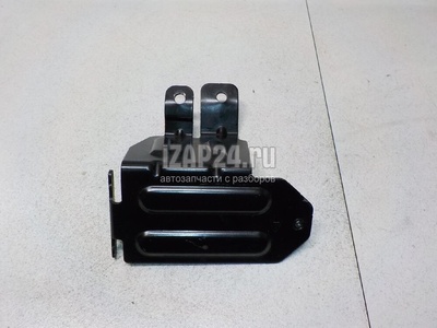 LR092823 Кронштейн радиатора Land Rover Range Rover Velar 2017