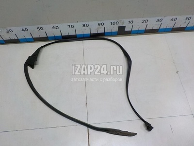 LR110733 Уплотнитель двери Land Rover Range Rover Velar 2017