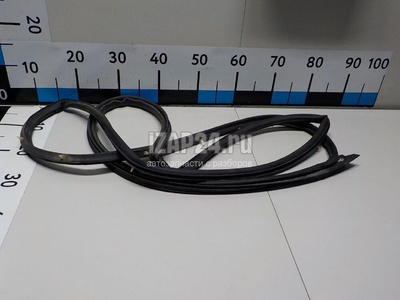 S1010890400 Уплотнитель двери Changan CS35 2013
