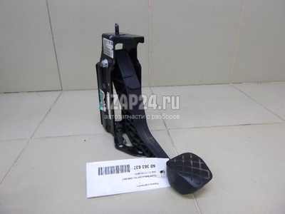 1J1721321D01C Педаль сцепления VAG New Beetle (1998 - 2010)