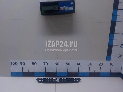 8D0819681BBE5 Дефлектор воздушный VAG Passat [B5] (1996 - 2000)