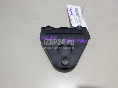 4B5860285C Кронштейн (сопут. товар) VAG A4 [B5] (1994 - 2001)