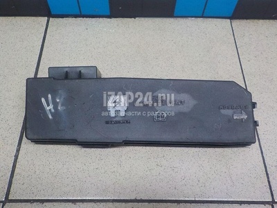 4439668 Крышка блока предохранителей Ford Maverick (2001 - 2007)