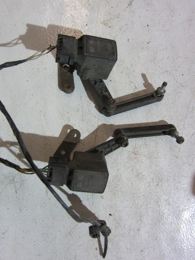 1093698 bmw x5 e53 e46 e39 датчик выравнивания