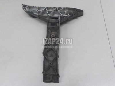 2D0807136 Направляющая переднего бампера правая VAG LT II (1996 - 2006)