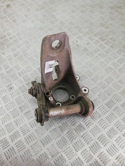 33326770924 кулак задний правый BMW 5 E60/E61 2009