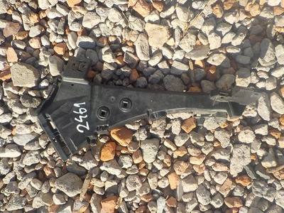 4L0807283B audi q7 4l каретка крепятся бампера левая