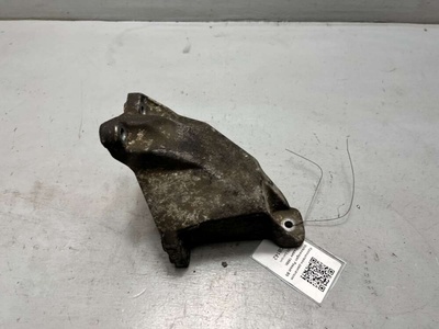 8D0199307L Кронштейн двигателя Audi A4 B5 1998 , 8D0199307H, 8D0199305