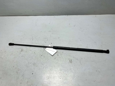 8D0823359 Амортизатор капота Audi A4 B5 1997