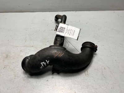 RF5G13230 Патрубок воздушного фильтра Mazda MPV 2 2004
