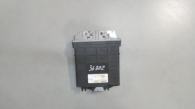 039906024A Блок управления двигателем Audi 80 (B4) 1991-1994 1994
