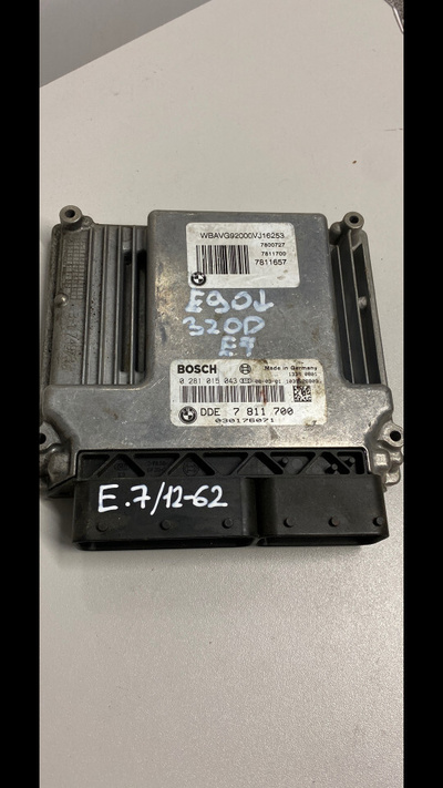 13617811700 Блок управления двигателем BMW 3 E90/E91/E92/E93 2007