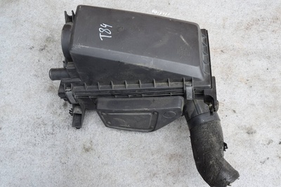 30864098 Корпус воздушного фильтра Volvo V40 1998