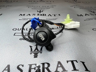 188251 Ручка бардачка Maserati Quattroporte 5 2005 ,