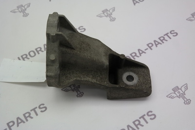 LR033184 Кронштейн крепления двигателя (3.0TD V6) LH Land Rover Range Rover Sport L494 2013