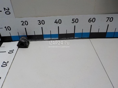 488150F030 Втулка (сайлентблок) переднего стабилизатора Toyota Corolla E18 2013