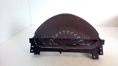 A1685408711 спидометр мерседес a170 1 , 7 cdi 2001r .