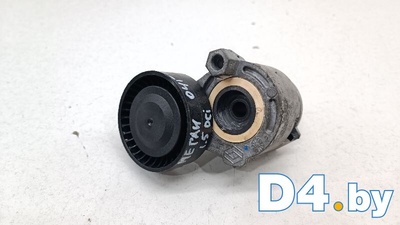 8200371058 Натяжитель ремня генератора Renault Megane 2004