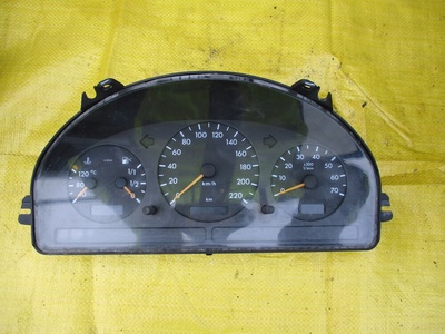 7D0919862G мерседес мл w163 3.2 v6 спидометр часы a1635402711