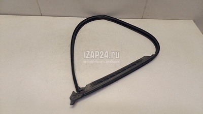 CFE000146 Уплотнитель двери Land Rover Range Rover III (LM) (2002 - 2012)