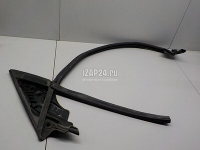 8T8837479D Уплотнитель стекла двери VAG A5/S5 [8T] Coupe/Sportback (2007 - 2016)