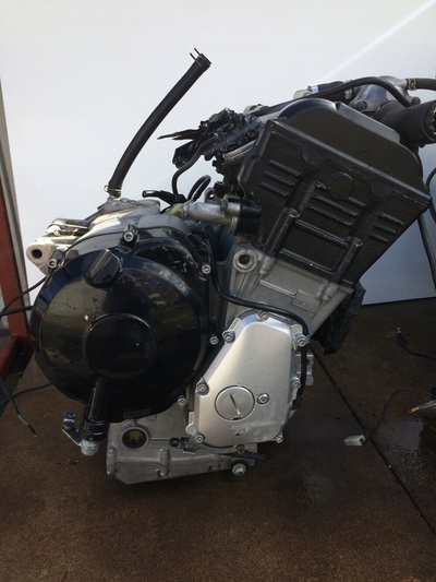 Двигатель на запчасти yamaha r1 rn01 rn04 98 - 02
