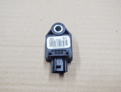 8983105060 avensis t27 15 - 18 датчик удара сенсор боковой
